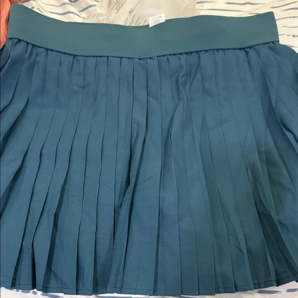 Chic Teal A-Line Pleated Skirt